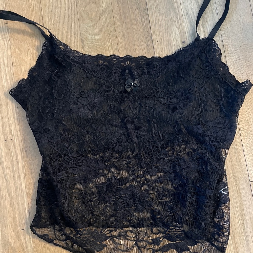 Lace cropped cami built in bandeau